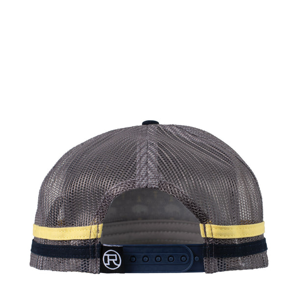Dark grey trucker cap with buffalo pattern